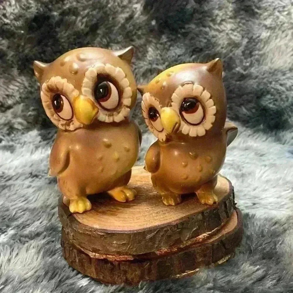 Vintage Ceramic Large Eyes Owl Figurines